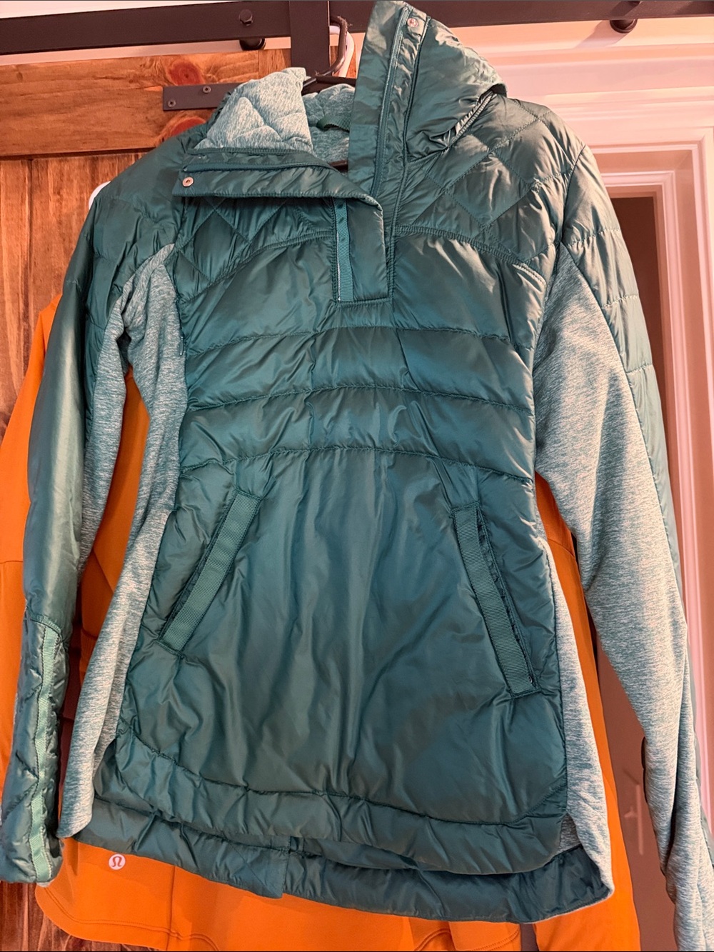 Lululemon Teal Green Women's Puffer Jacket with Knit Sleeves